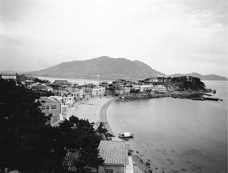 부산 [Busan, 釜山] , 1960-THE FREE SKY